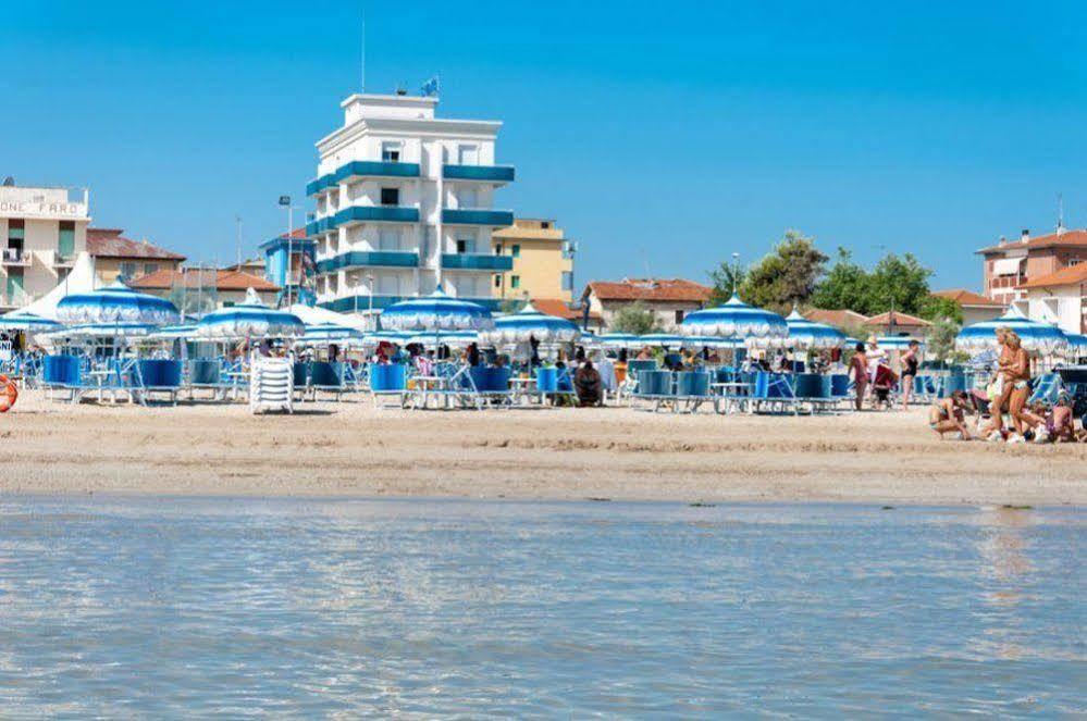 Hotel Sayonara Senigallia Buitenkant foto